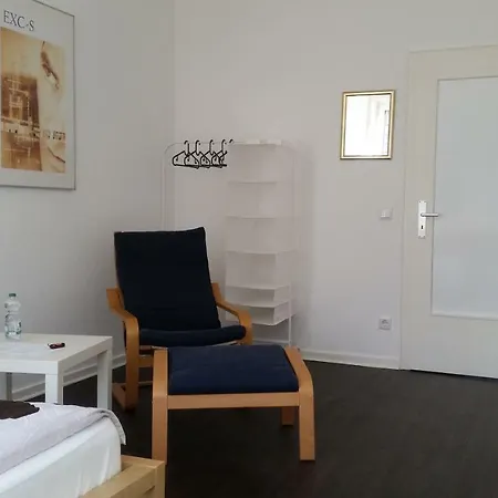 Homestay The Gallery - Kaiserstrasse Dusseldorf