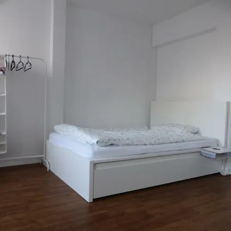 The Gallery - Kaiserstrasse Homestay