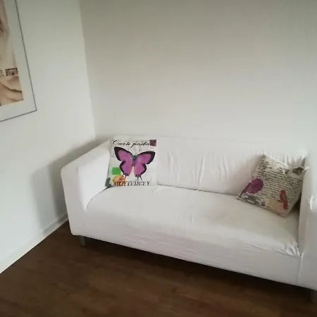 The Gallery - Kaiserstrasse Homestay Dusseldorf